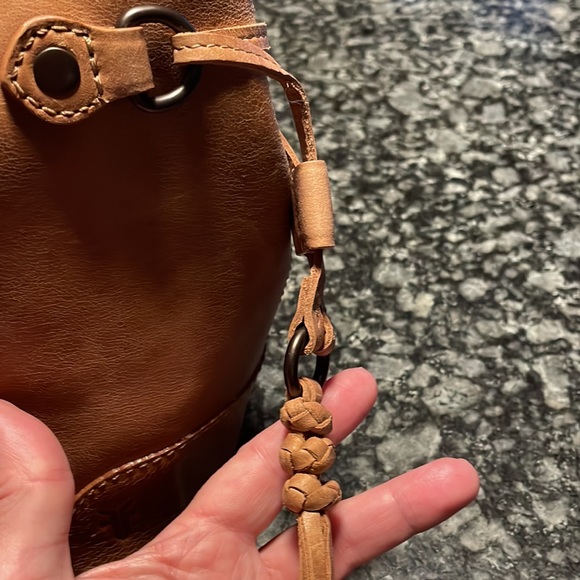 NWT Rare FRYE Melissa Carryall - Picture 4 of 12